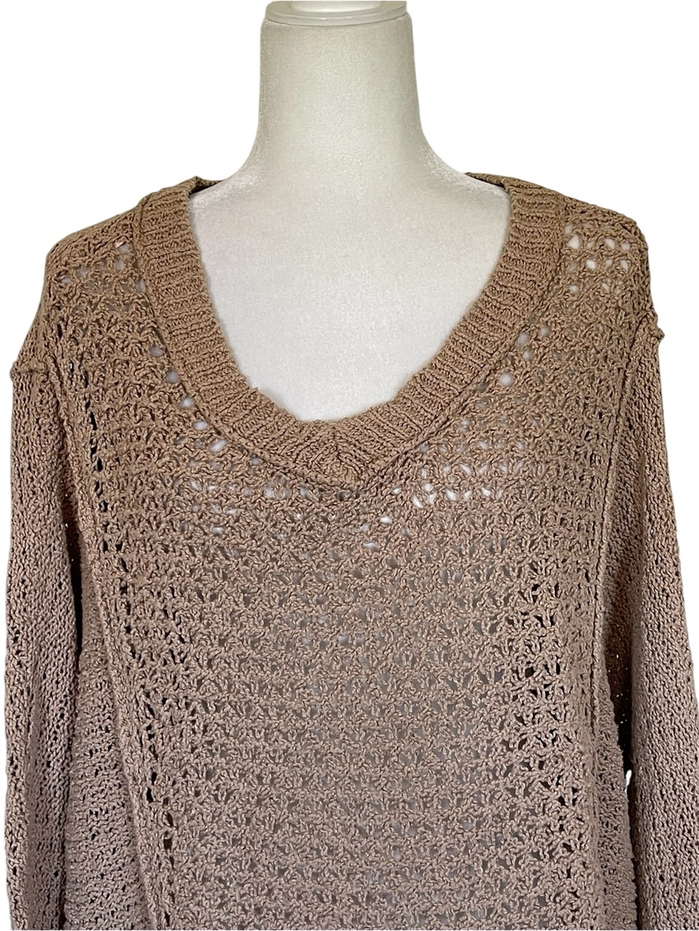 Free People Baja Laguna Coast Oversized Crochet Open Knit Tan V-Neck Sweater - Picture 4 of 10